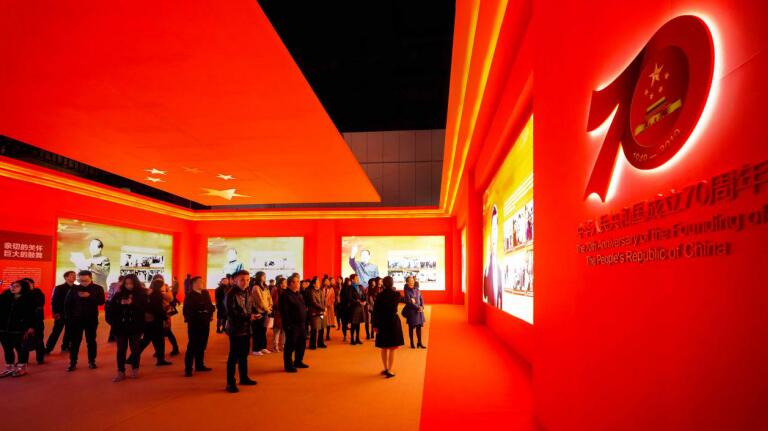 省pg赏金女王单机版试玩平台集团组织旅行四川省庆祝中华人民共和国建设70周年大型成绩展