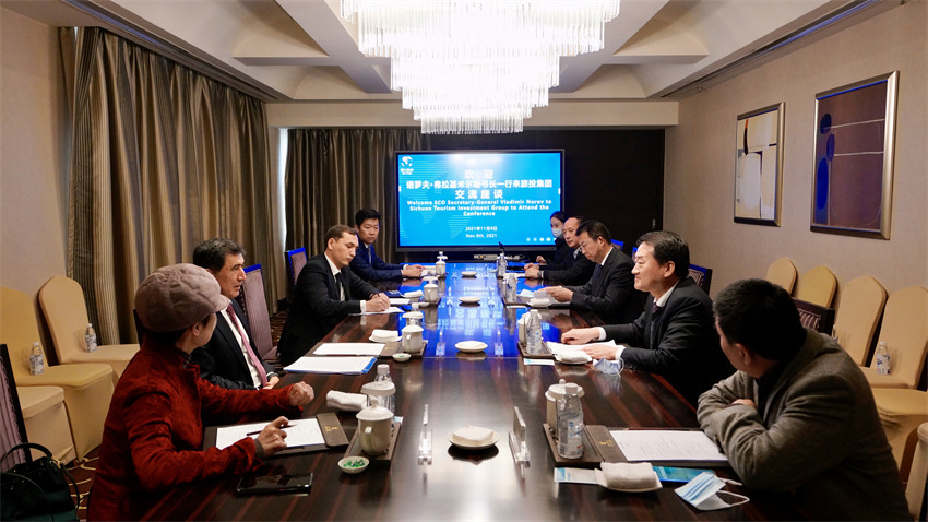 pg赏金女王单机版试玩平台集团党委书记、董事长任丁会见上合组织秘书长诺罗夫一行