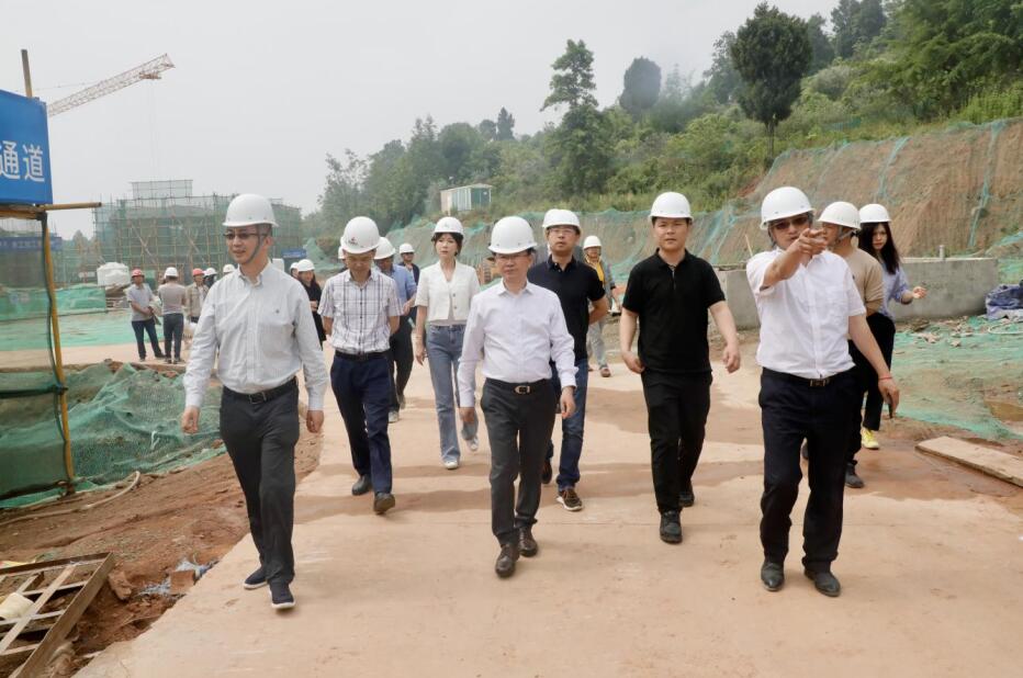 pg赏金女王单机版试玩平台集团“做大影响力”专责事情组调研聚峰谷项目