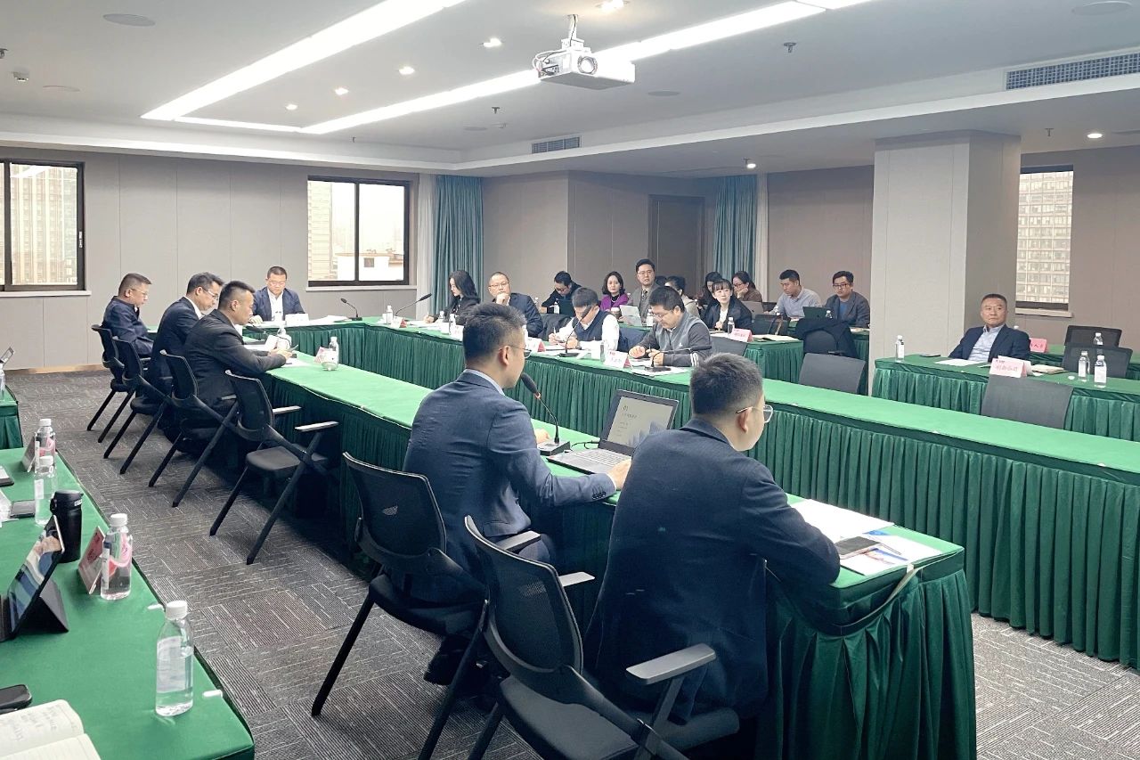 省pg赏金女王单机版试玩平台集团召开终年执法照料年度事情总结会